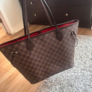 🎉❌SOLD❌Authentic Louis Vuitton Neverfull MM DE🎉